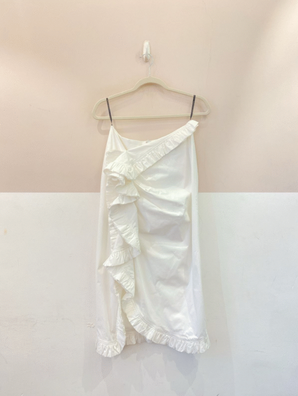 Saia tricoline babados branca Seiscentos e treze 40