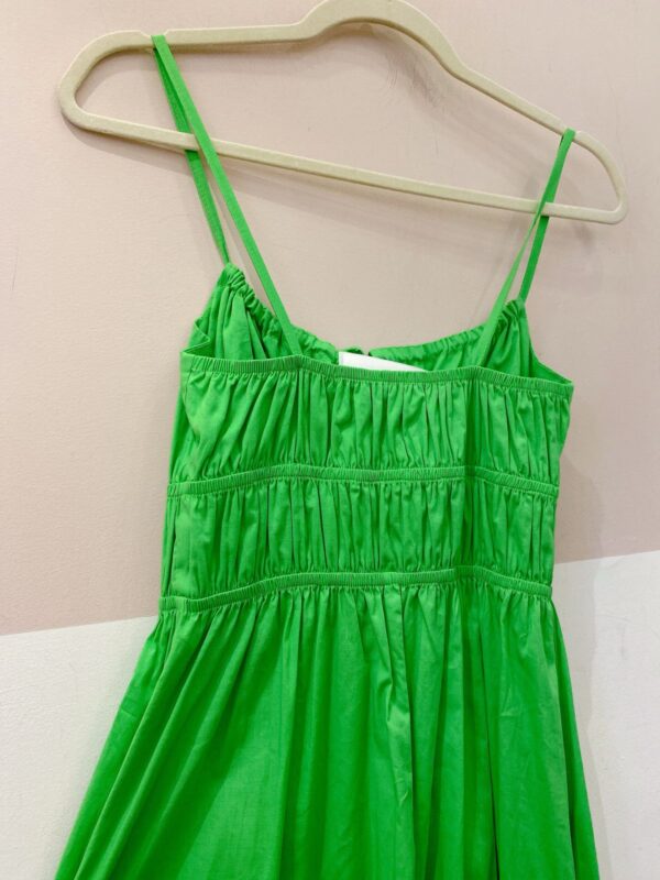 Vestido midi verde busto drapeado Up22 PP - Imagem 7