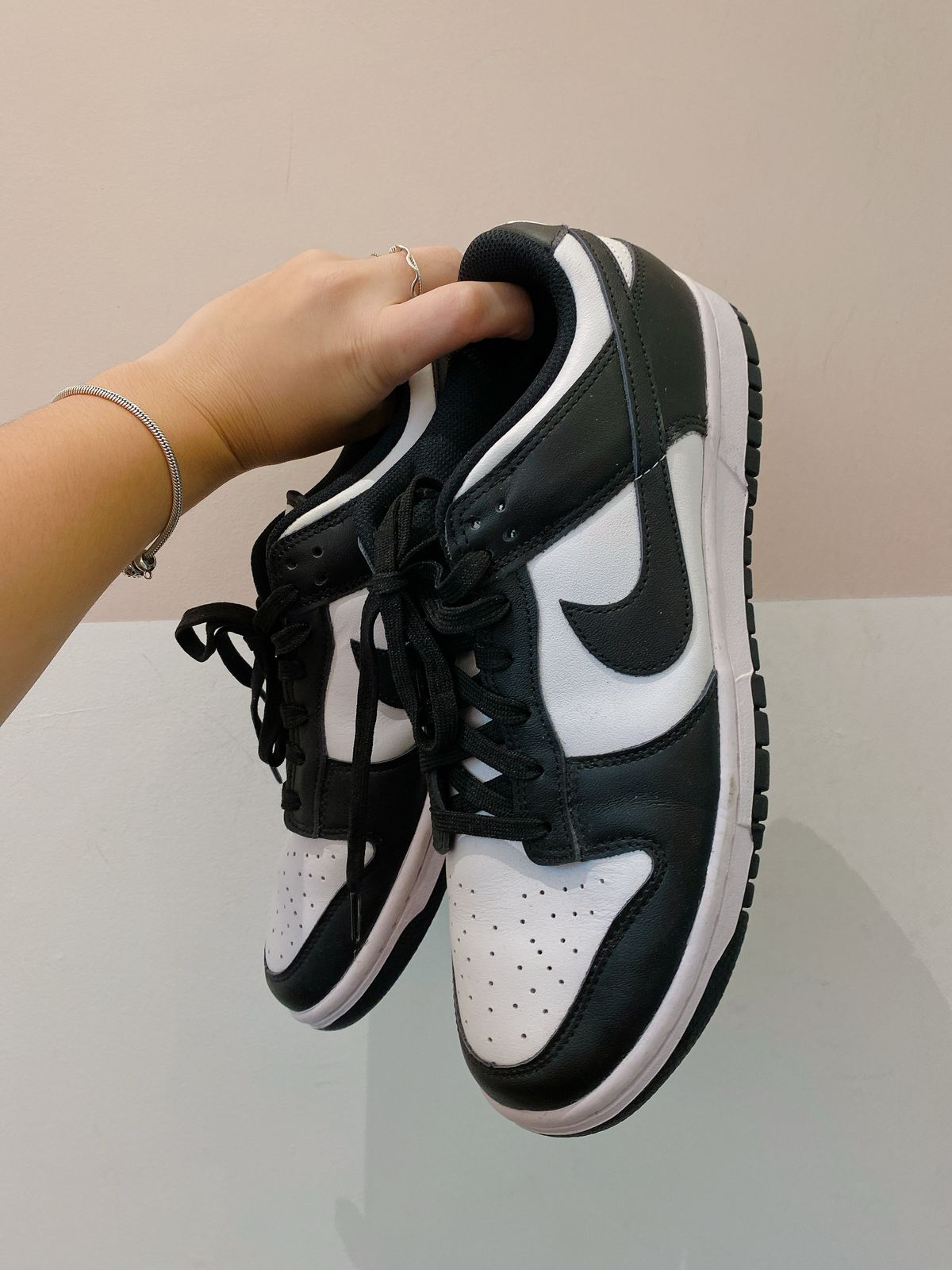 Tênis dunk low panda Nike 35 - Imagem 4