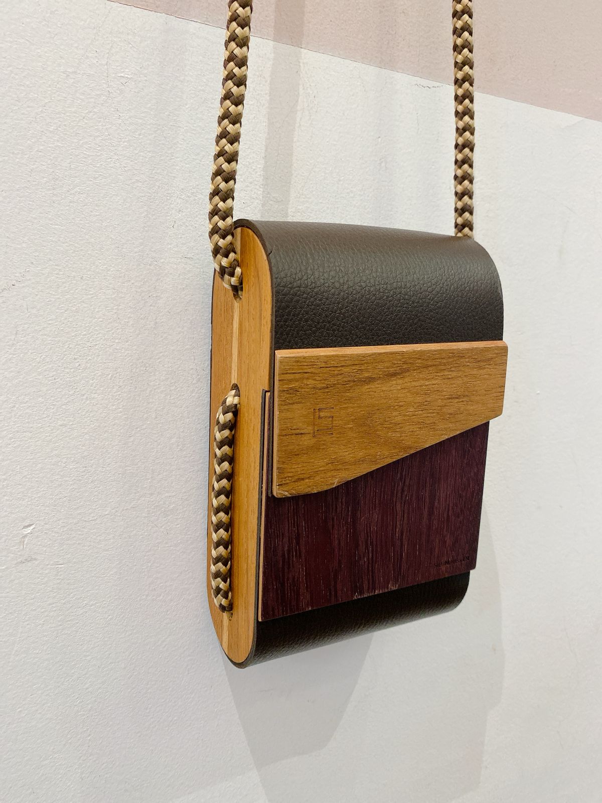 Bolsa vertical madeira Stefano Leggieri - Imagem 4