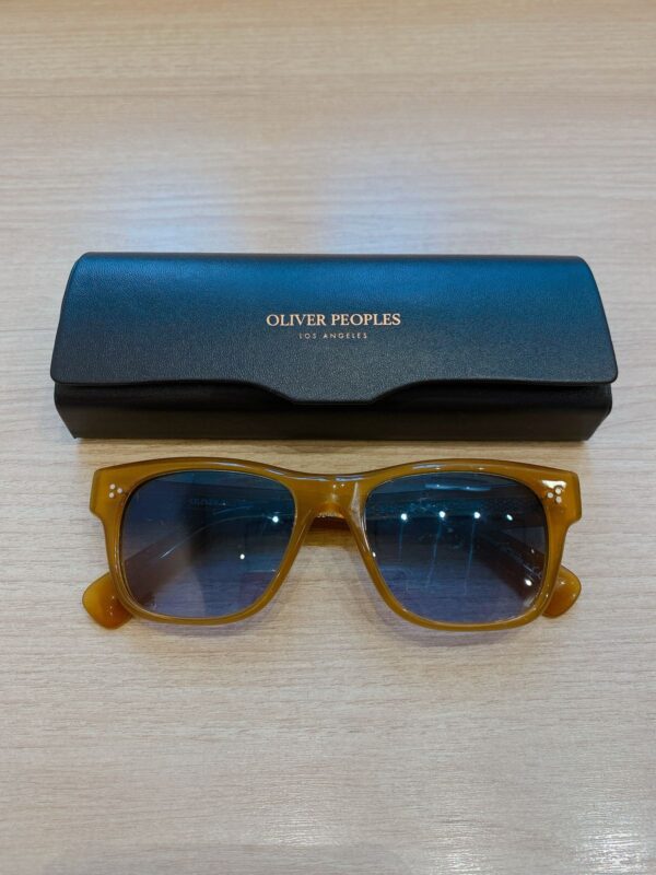 Óculos caramelo Oliver Peoples