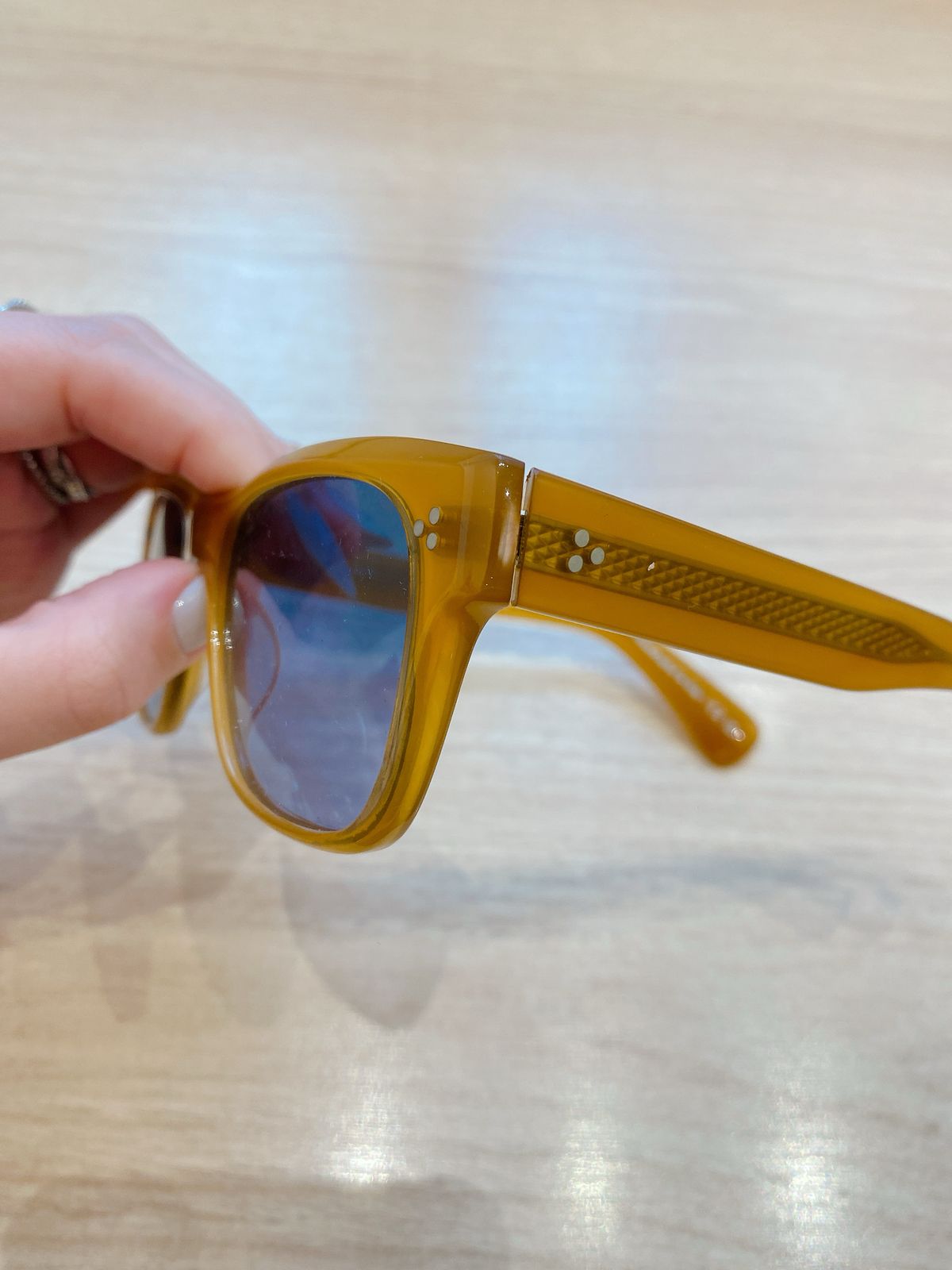 Óculos caramelo Oliver Peoples - Imagem 6