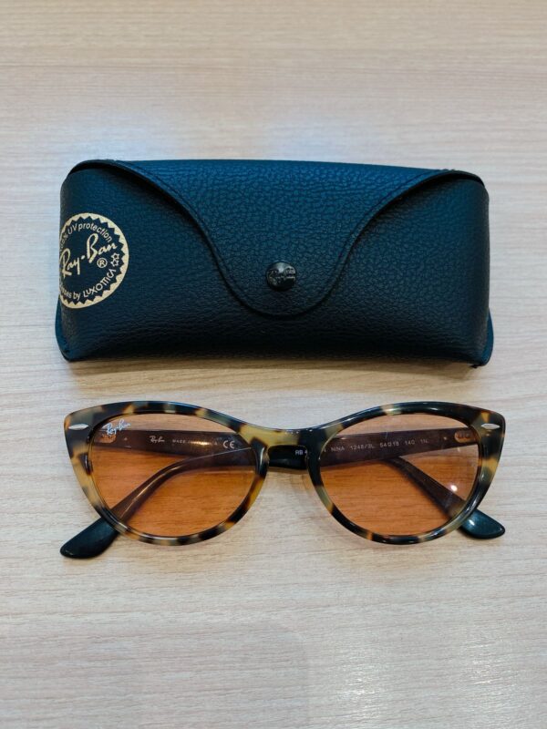 Óculos gatinho RayBan