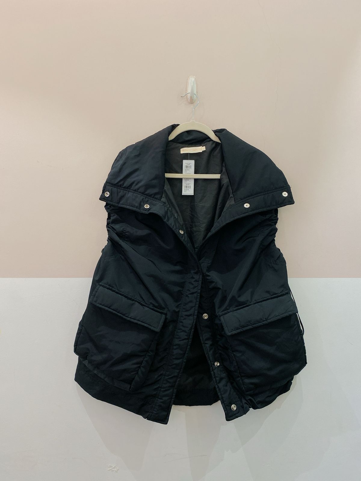 Colete preto bolsos Pitta U - Imagem 2