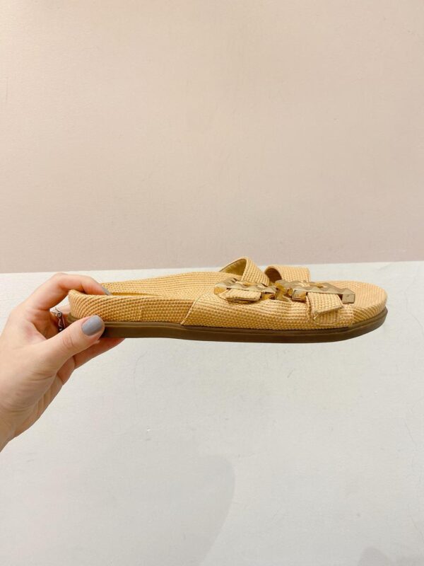 Papete palha fivelas Schutz 37 - Imagem 5