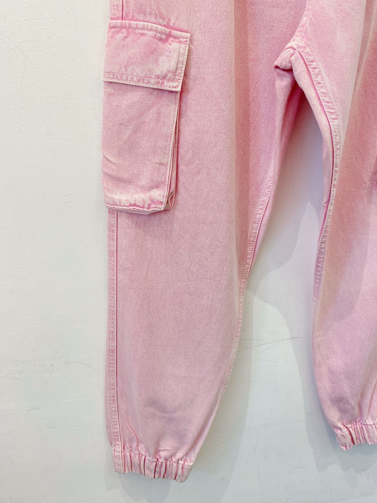 Calça jogger sarja rosa bolsos Bershka G - Imagem 6