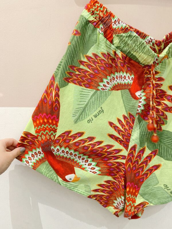 Short estampa araras Farm G - Imagem 5