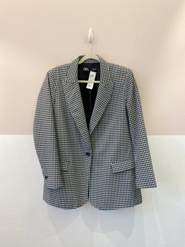 Blazer vichy p&b Zara 42