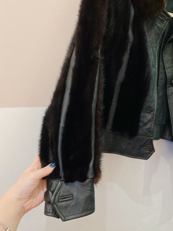 Jaqueta couro preta pelos P - Imagem 5