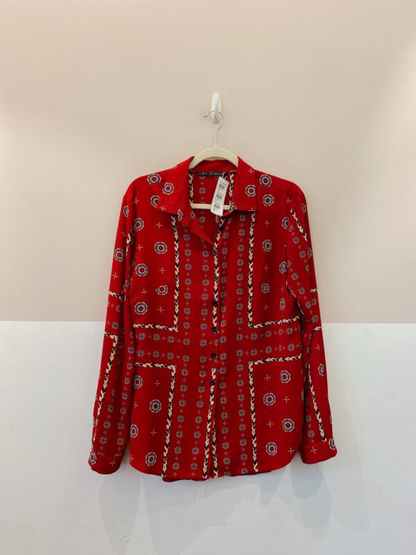 Camisa vermelha gravataria maria Filó M