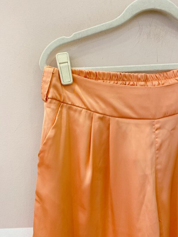 Short acetinado laranja Mapa M - Imagem 3