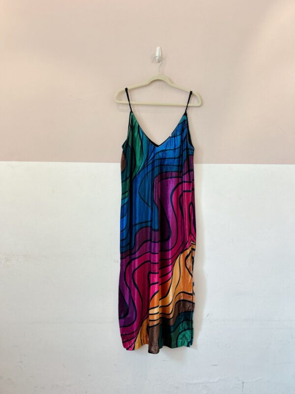 Vestido midi veludo onda Farm G