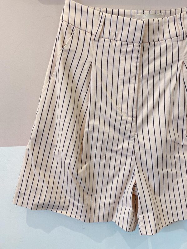 Short listrado bege Iorane 34 - Imagem 3