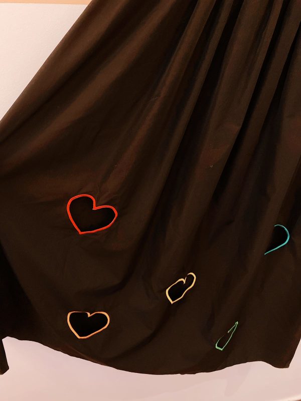 Vestido midi preto corações Shein M - Imagem 3